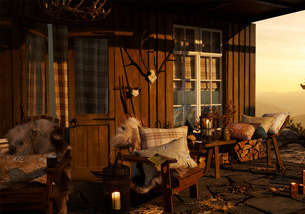 Picture:Большая статья в Country Homes & Interiors о коллекции "Forever Spring".